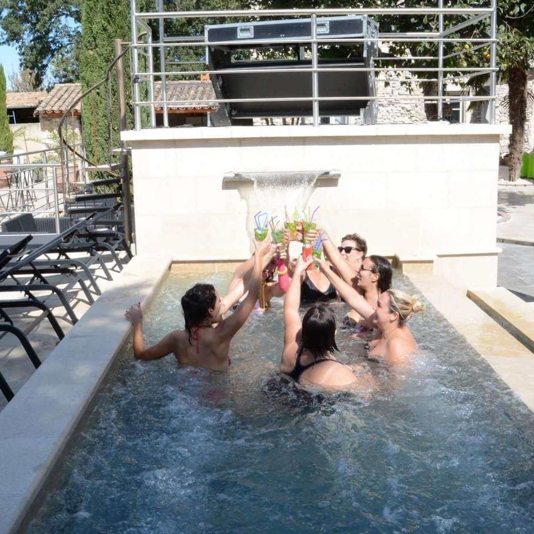 Jacuzzi